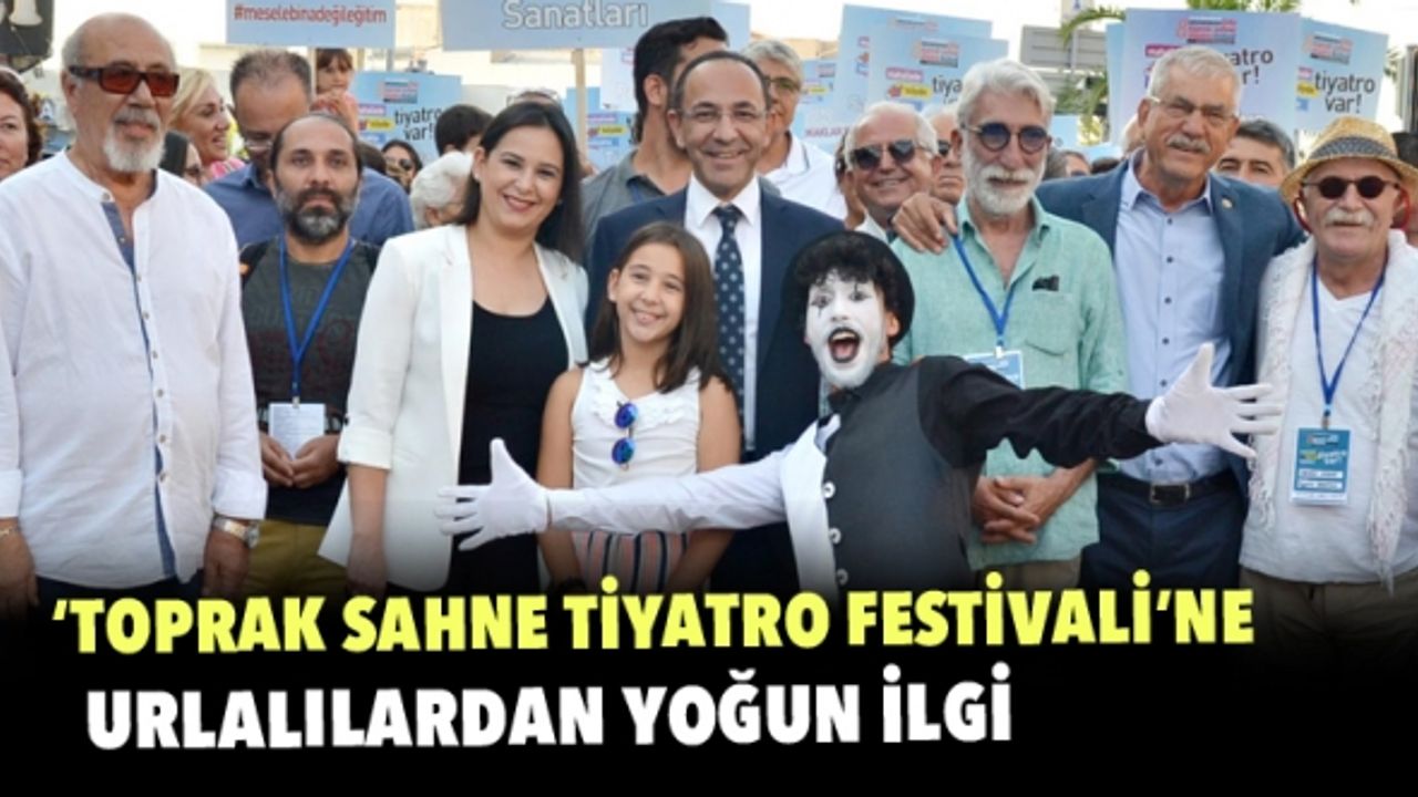 Urla'da 'Uluslararası Toprak Sahne Tiyatro Festivali' başladı