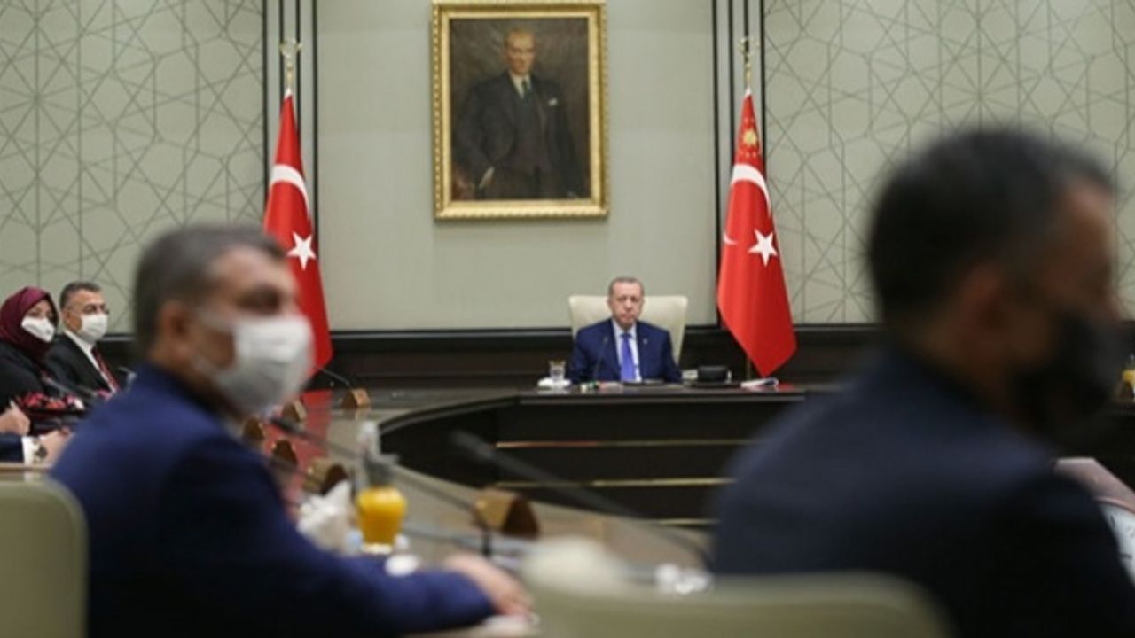 Kabine toplantısı sonrası Erdoğan'dan açıklama: 'Yüz yüze eğitim kesinlikle sürecek'