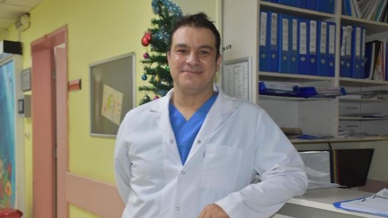 Prof. Dr. Devrim: 'Omikron' varyantıyla hastaneye yatışlar azaldı