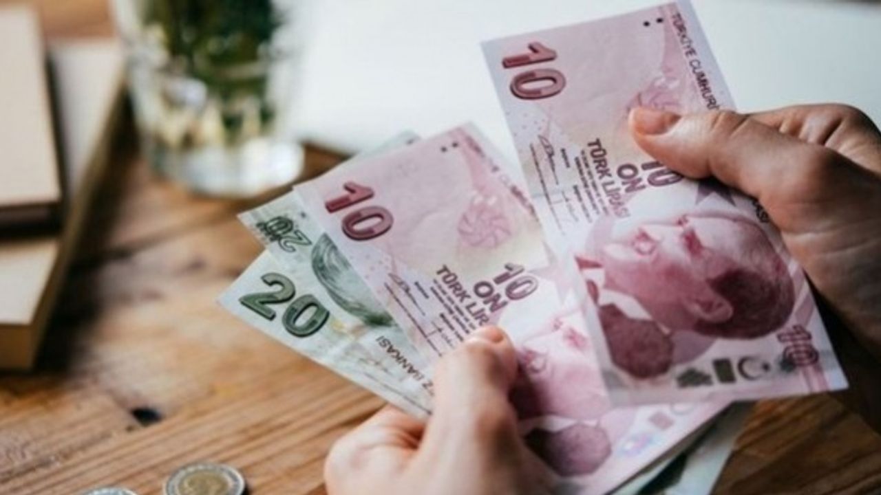 AKP'den yeni asgari ücret açıklaması