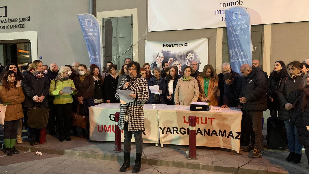 TMMOB İzmir'den iktidara tepki: Yer yerinden oynamalı
