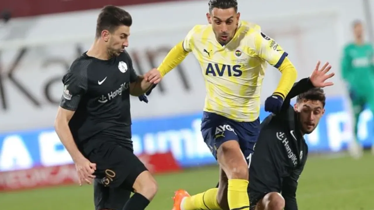 Fenerbahçe, Ümraniyespor deplasmanından 3 puanla ayrıldı