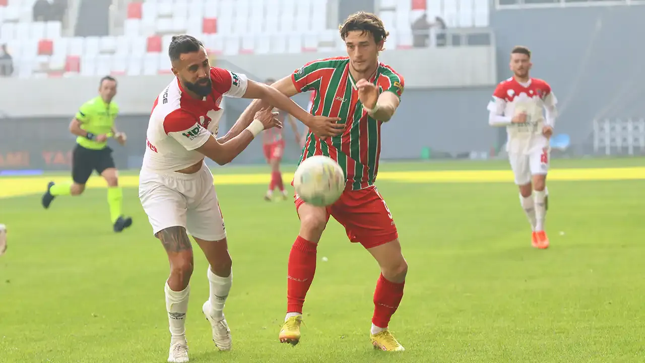 Karşıyaka gol düellosunu kazandı: 4-2