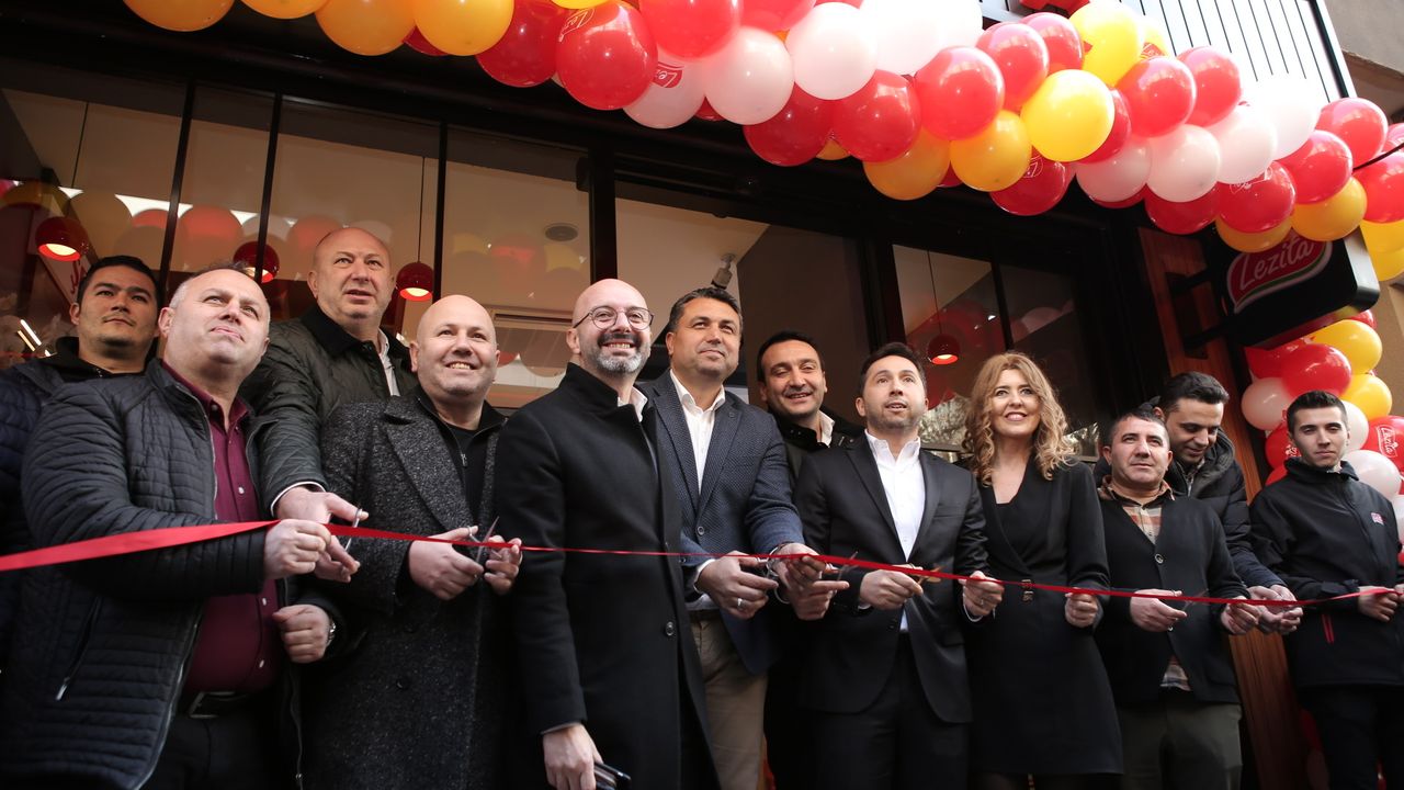 Lezita'nın ilk konsept mağazası İzmir'de açıldı