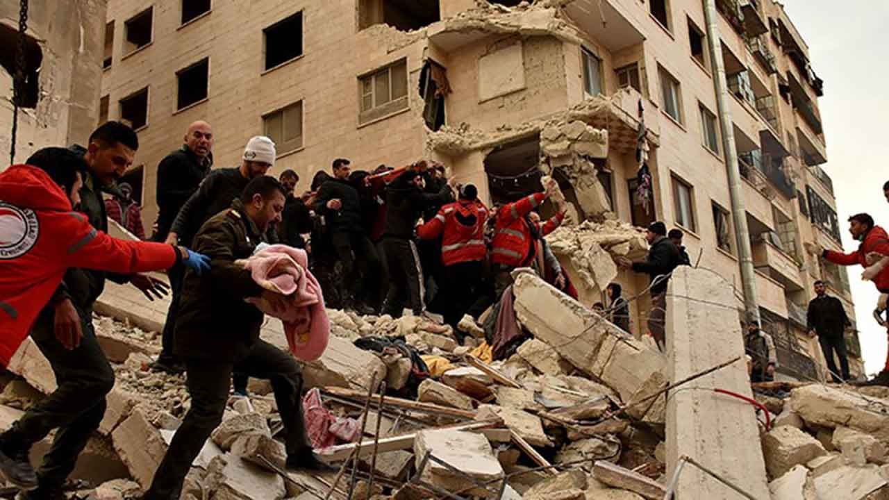 Bakan Akar açıkladı! Depremden sonra ülkesine dönen Suriyeli sayısı...