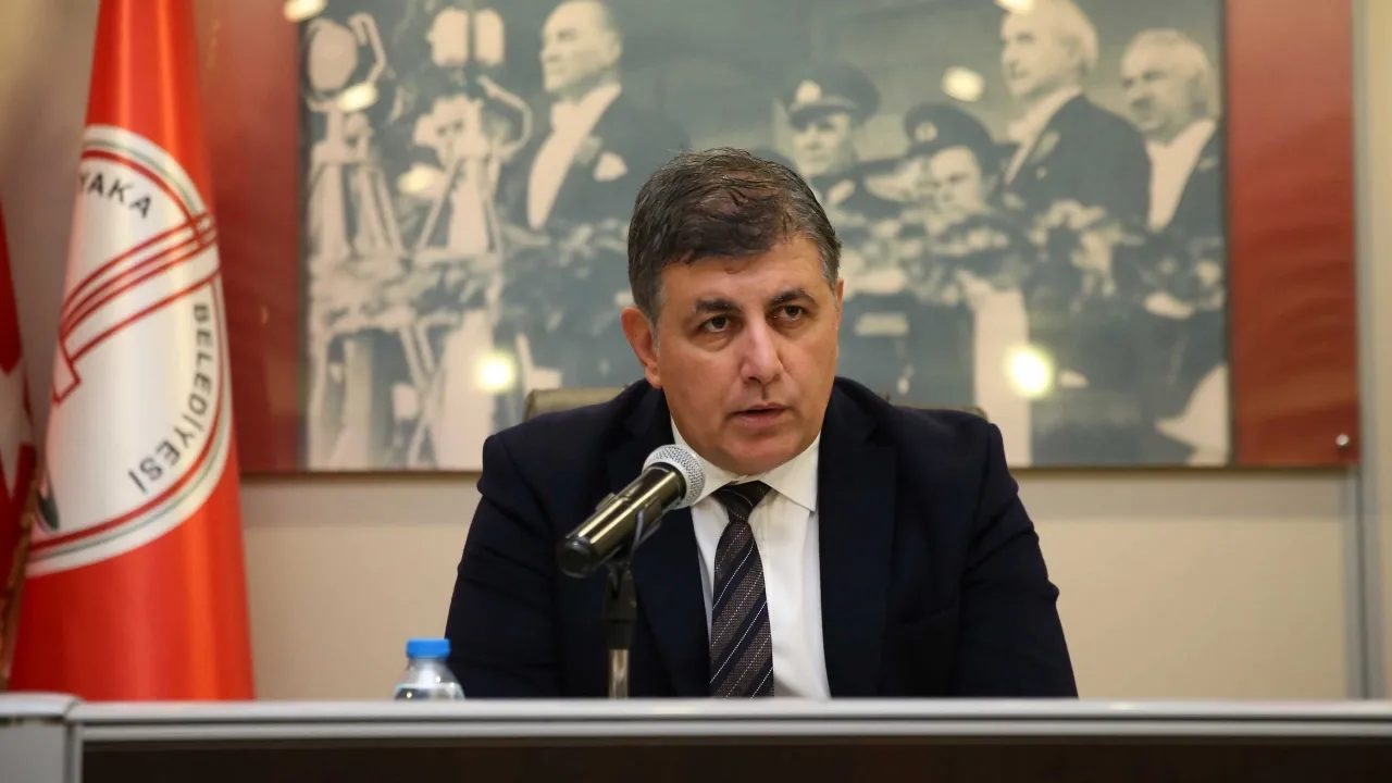 Karşıyaka Belediye Başkanı Tugay: Yardımlar ulaşamıyor