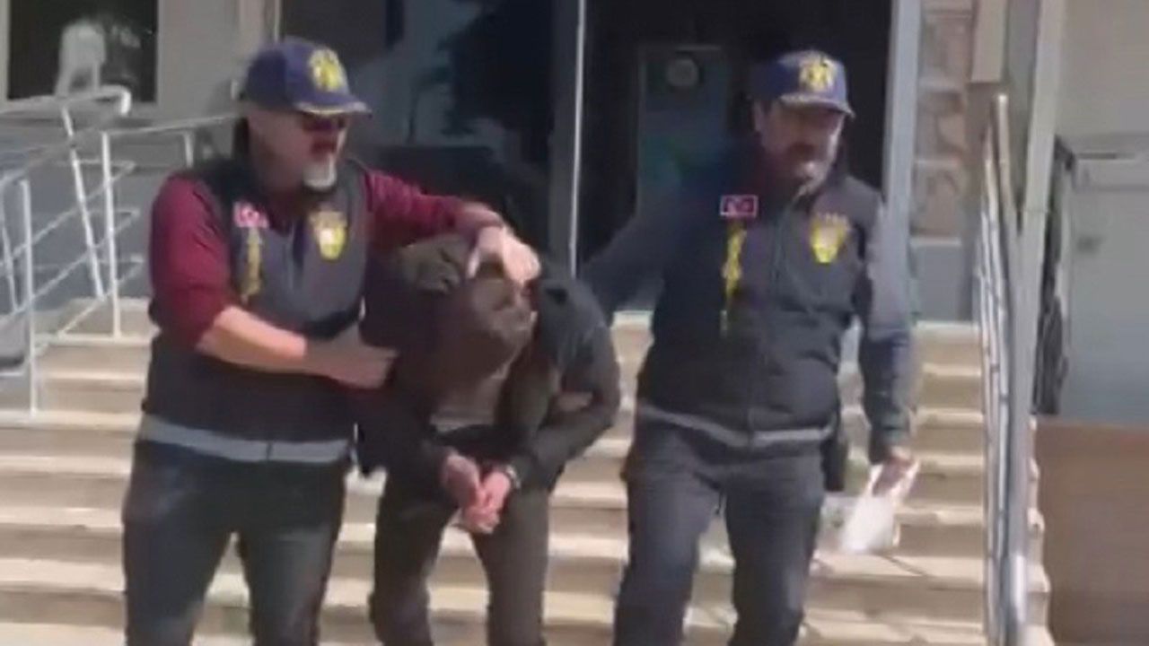 İzmir'de tuzak kuran polis, dolandırıcıyı böyle yakaladı!