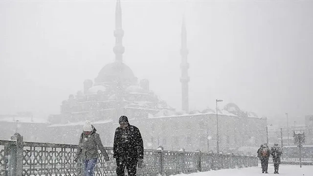 İmamoğlu uyardı: İstanbul’u kar fırtınası bekliyor