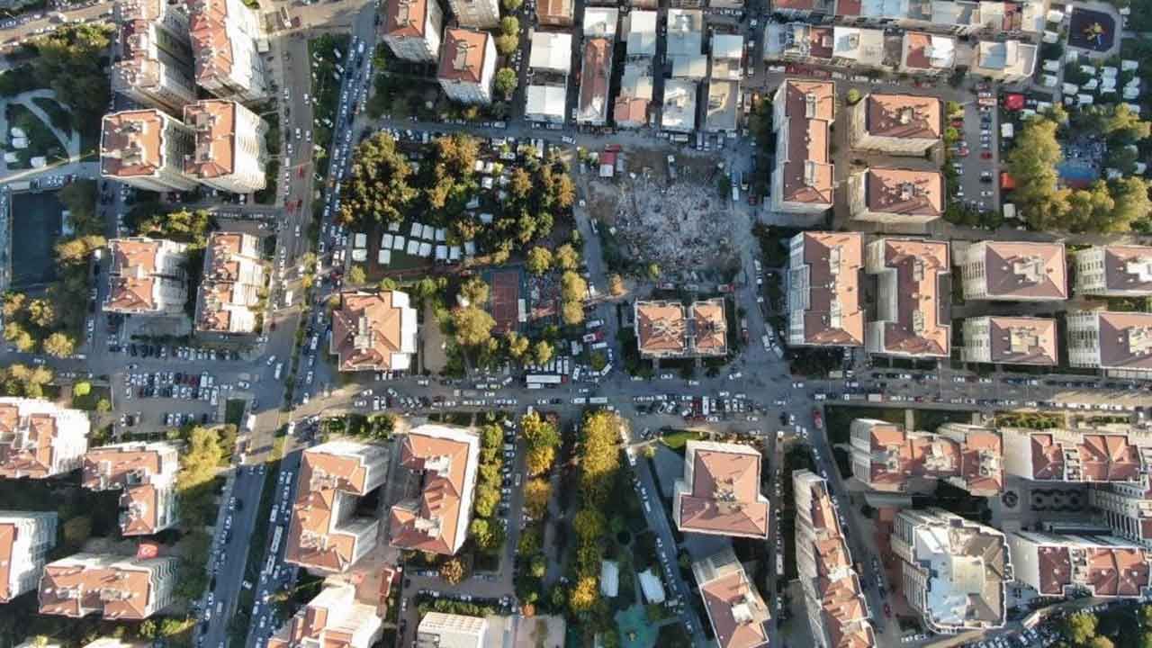 İzmir depreminde hasar gören 575 bina yıkıldı!