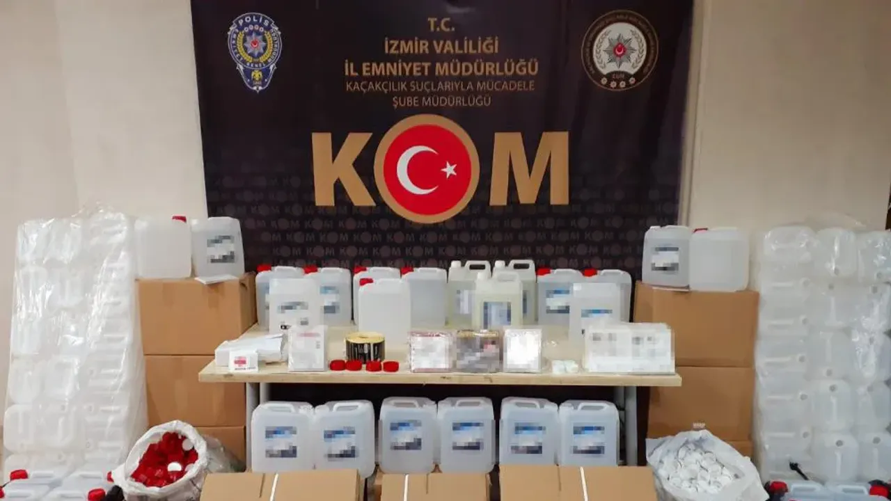 İzmir'de zehir operasyonu: Tonlarca sahte etil alkol ele geçirildi