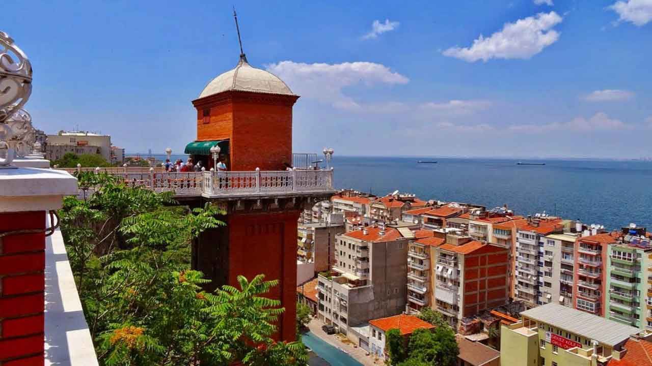 İzmir tarihi asansör nerede? Nasıl gidilir? İzmir'deki asansörün tarihçesi ne?