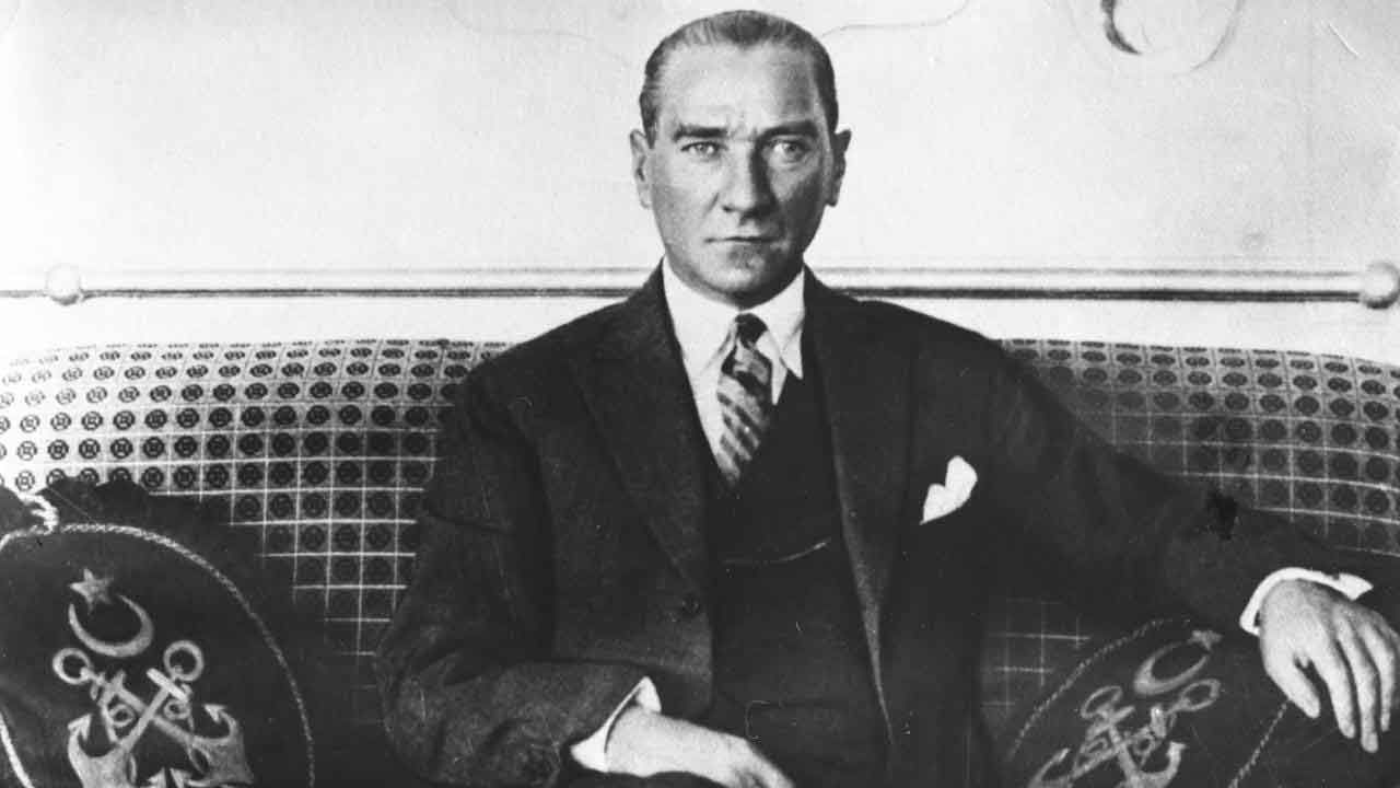Hapse atıldı, sürüldü, hakkında idam kararı verildi... Mustafa Kemal Atatürk asla pes etmedi!