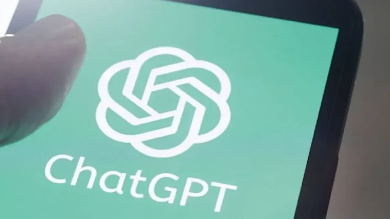 ChatGPT ücretsiz olarak iOS uygulamasını yayınladı
