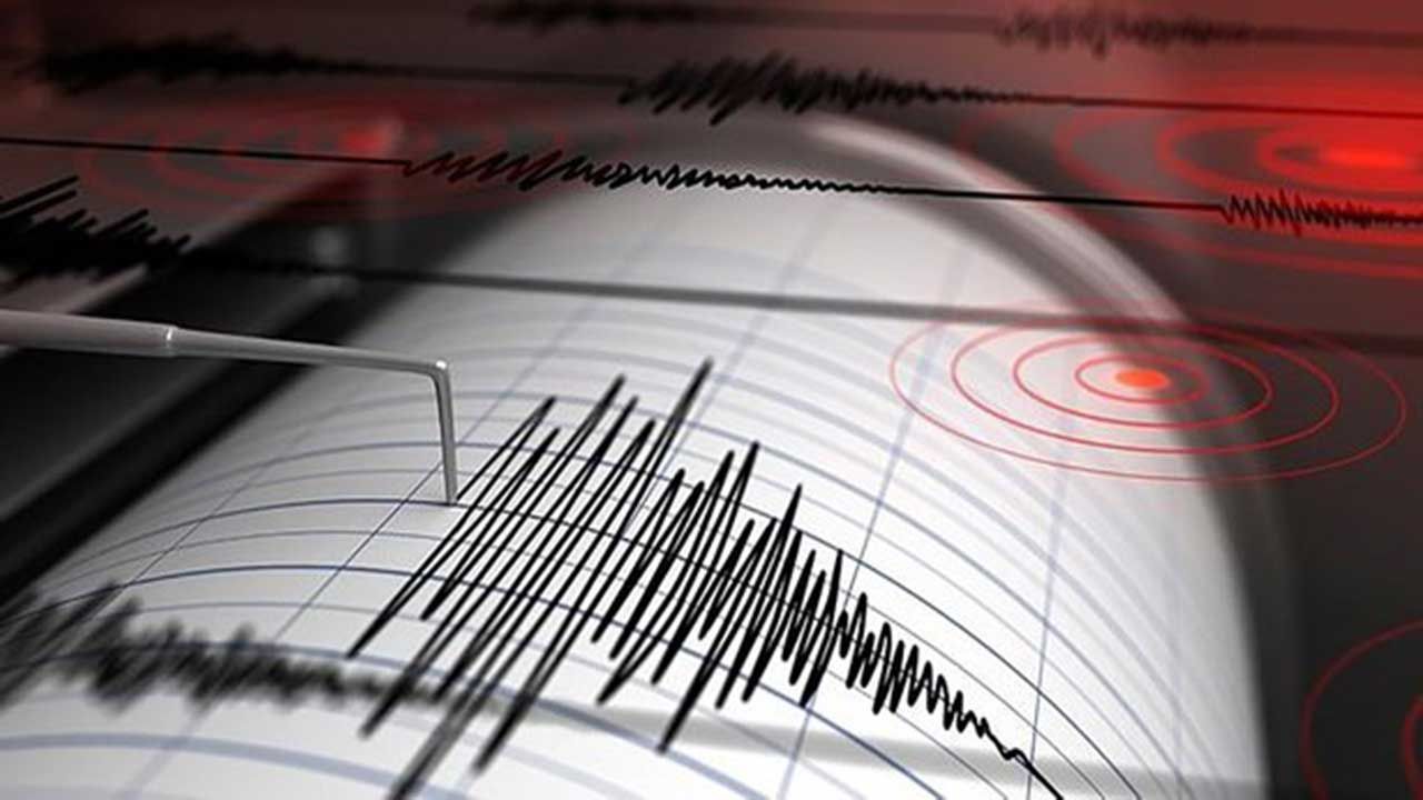 Ege Denizi'nde deprem! AFAD büyüklüğünü açıkladı