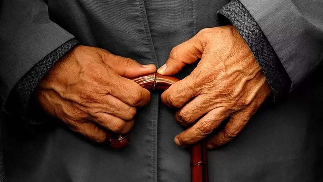Haftanın 7 günü çalışıyor: 98 yaşındaki adam, uzun yaşamın sırrını açıkladı