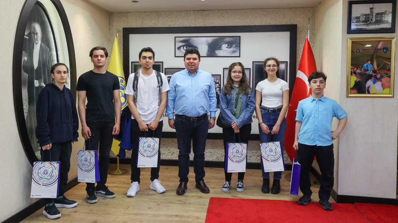 Türkiye’nin en büyük dijital eğitim platformunda ödüller sahibini buldu