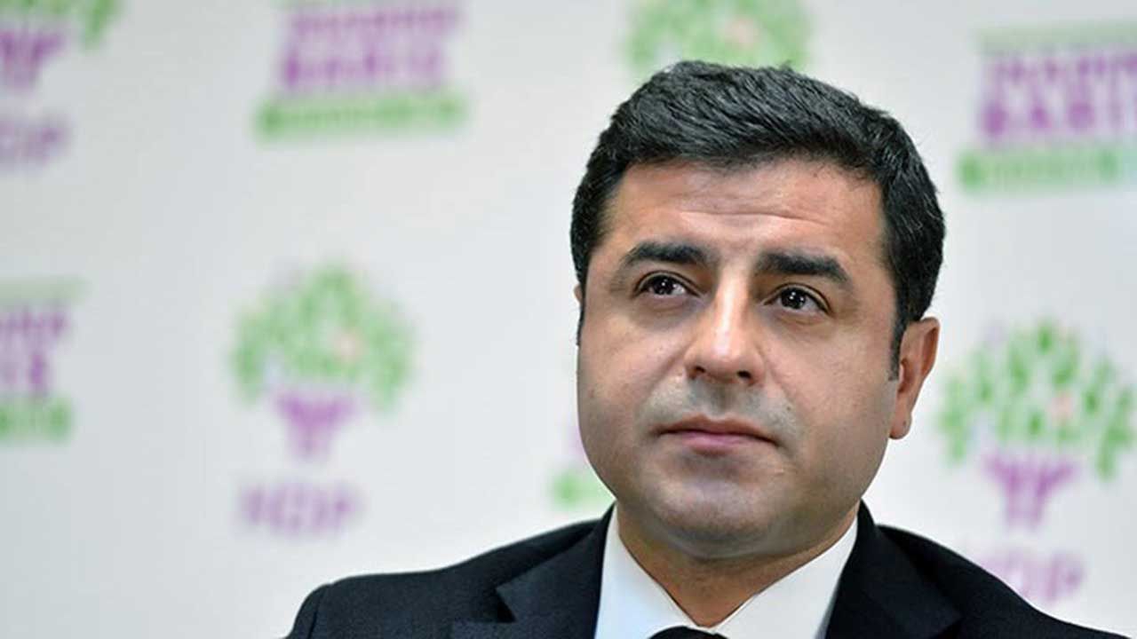 Selahattin Demirtaş'tan TİP'e eleştiri: Gerçeğe sırtını dönmeyi tercih etti!