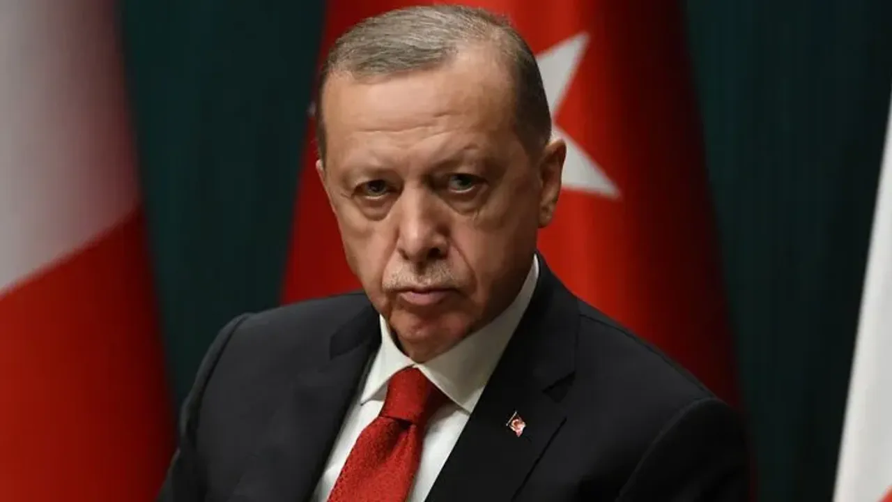 Erdoğan: Anayasa Mahkemesi bizi üzüyor