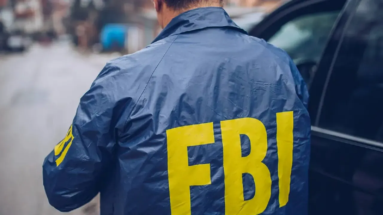 Eski FBI ajanı suçunu itiraf etti, ülke karıştı