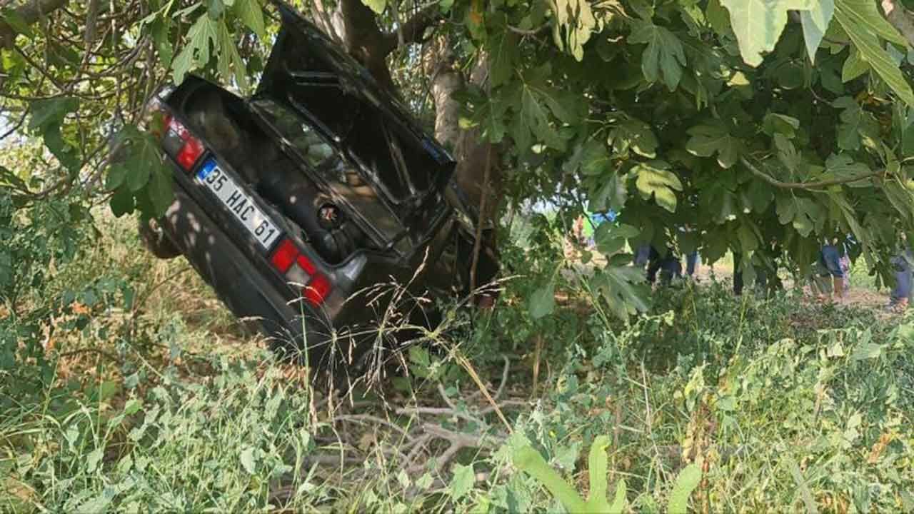 İzmir'de otomobil şarampole uçtu: 2 kişi hayatını kaybetti