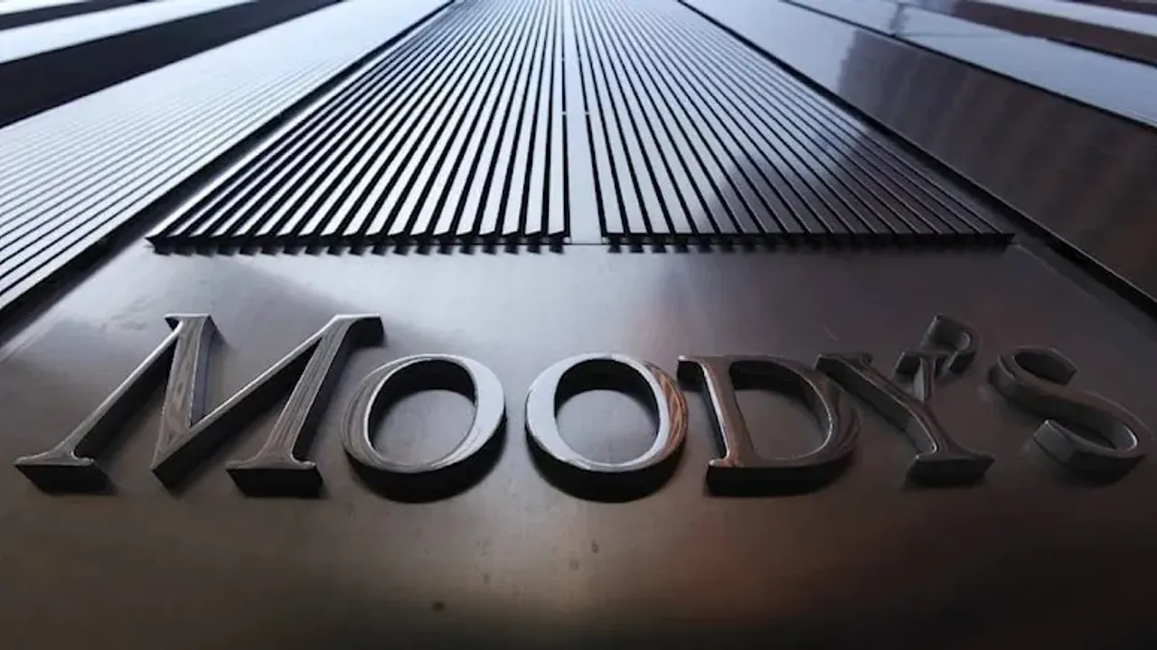 Moody’s Türk bankalarının kredi görünümünü değiştirdi