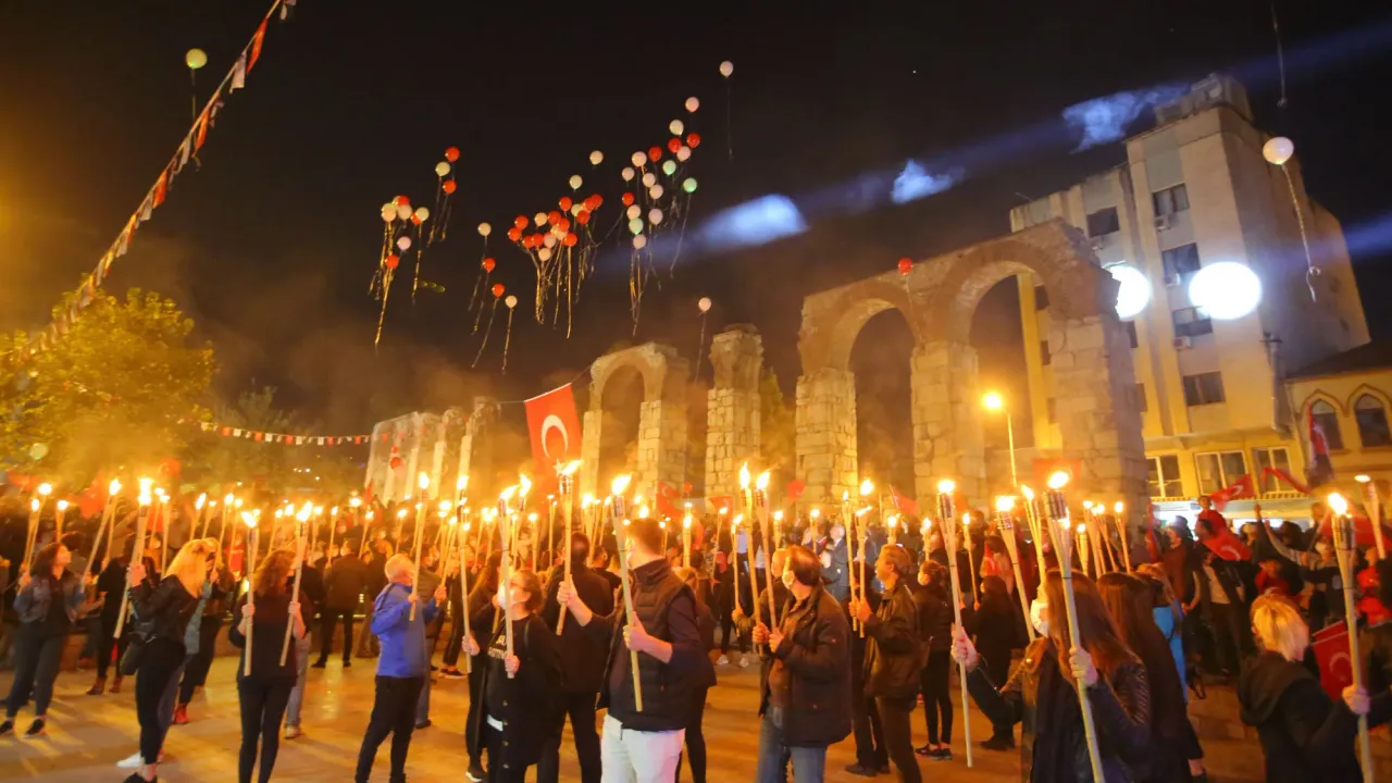 Efes Selçuk'ta 100. yıla özel program: Park açılışı, fener alayı, konser...