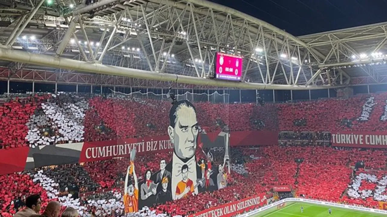 Galatasaray'dan 100. yıl için çok özel koreografi