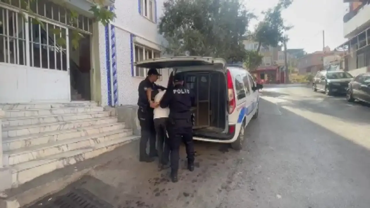 İzmir Konak'ta aranan 818 suçlu yakalandı