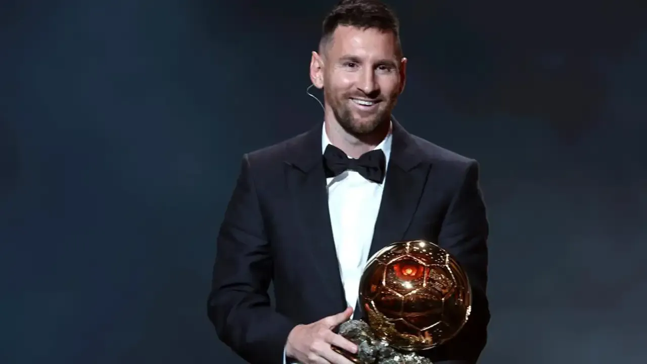 Bir Messi klasiği: 8. kez yılın en iyisi oldu