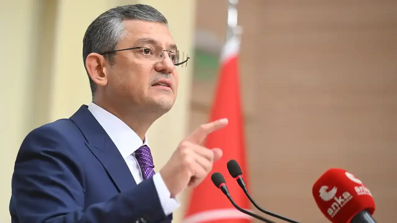 CHP Genel Başkanı Özel'den Tolga Şardan açıklaması 