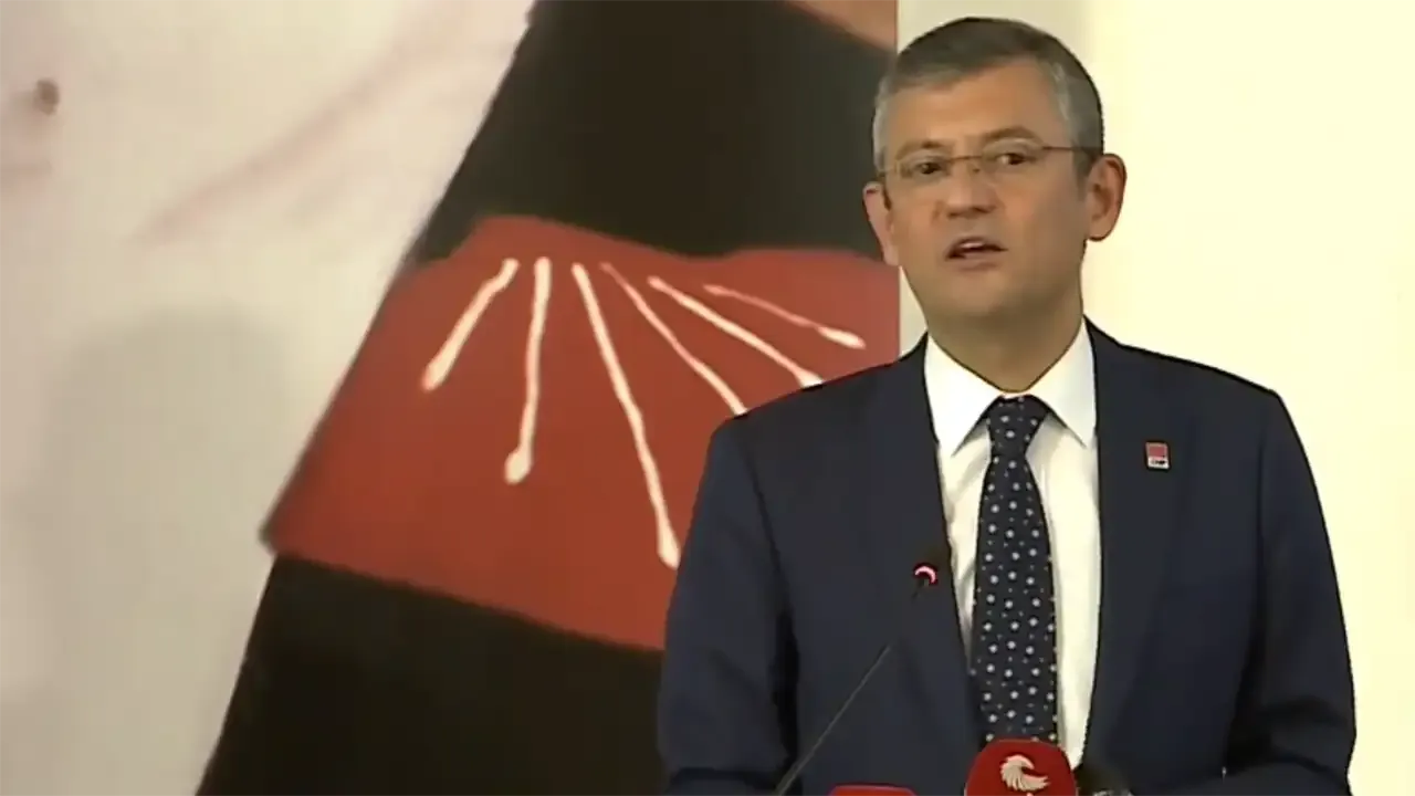 CHP'de Özel 3 belediye başkan adayını açıkladı