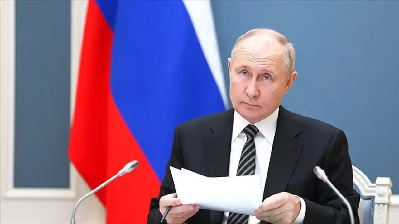 Putin yeniden aday olacak mı? Kararı belli oldu