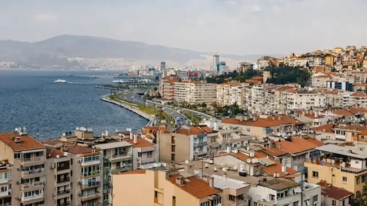 İzmir'de konut satışlarında büyük düşüş: En çok konut satılan ilçe değişmedi