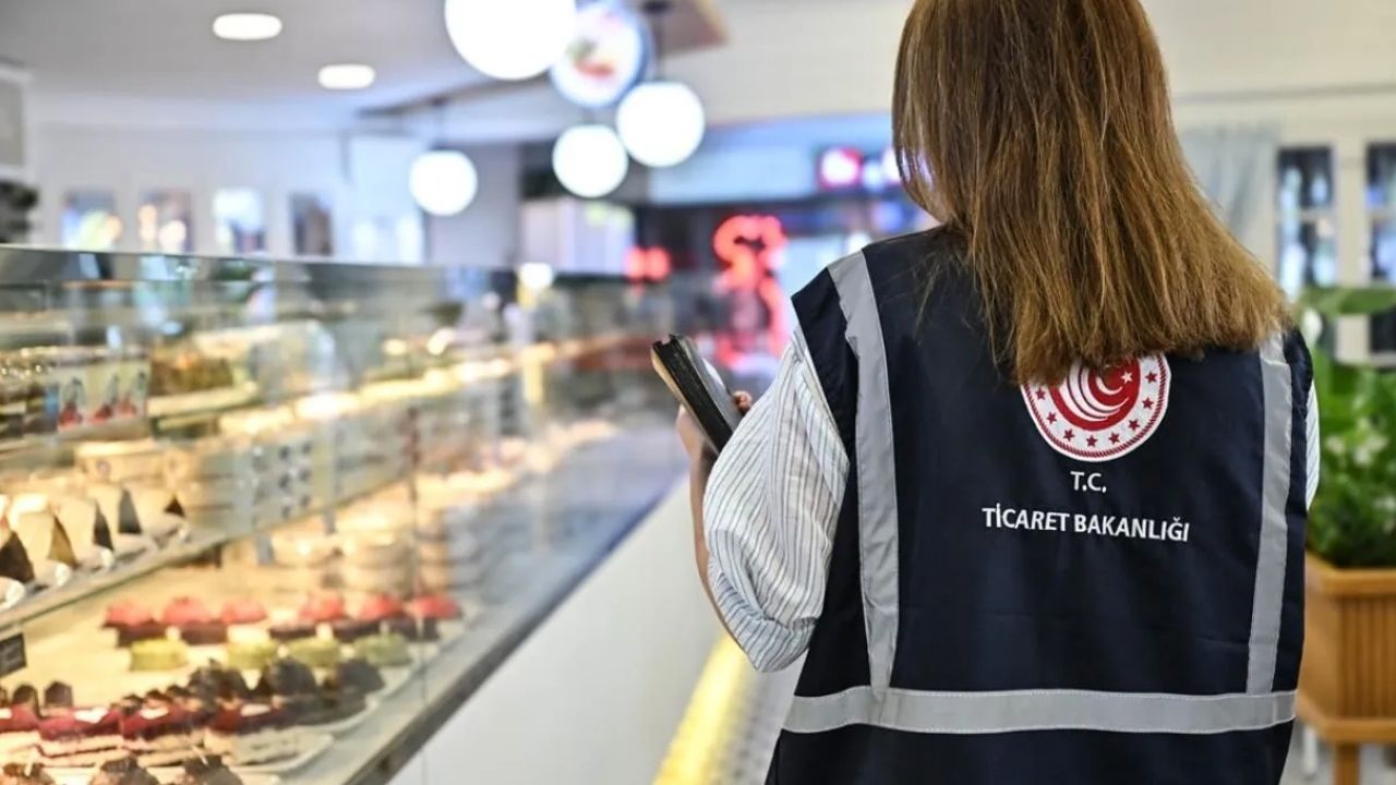 Bakanlık Ramazan'da tağşiş listesini güncelledi: Sucuktan tavuk kafası, baklavadan ay çekirdeği çıktı