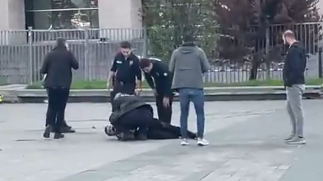 Çağlayan Adliyesi önünde silah sesleri yükseldi!