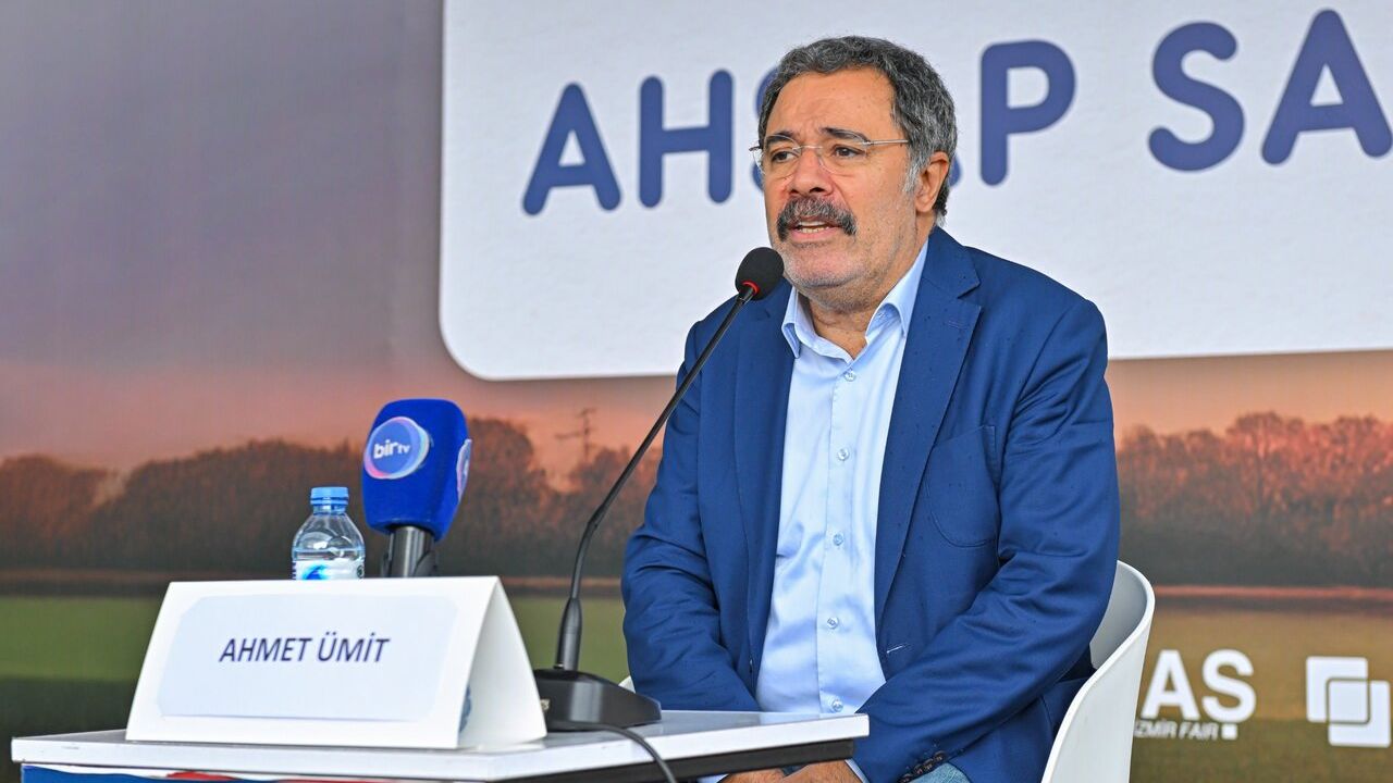 Ahmet Ümit İzmir'de yeni romanını anlattı: Antik Roma’da cinayet!