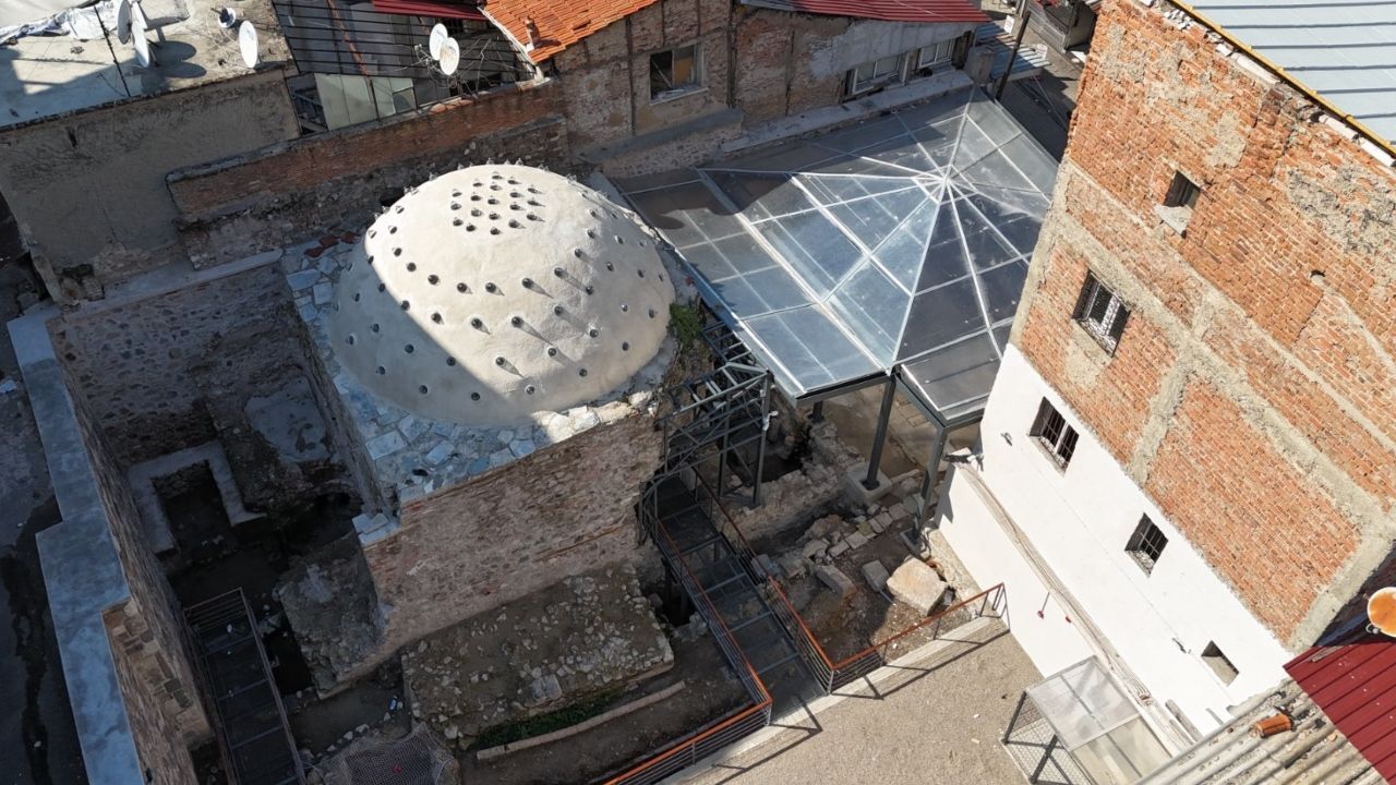 Konak’taki tarihi hamam halkla buluşacak