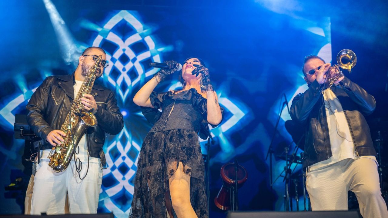 Bornova’da dayanışma rüzgarı: Bi Hayat Fest başladı