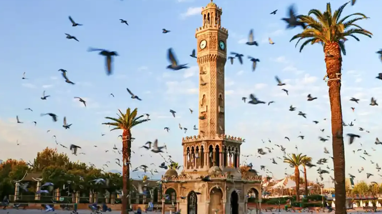 İzmir’in icat niteliğindeki kendine özgü kelimeleri: Darı, yemiş, garaj…