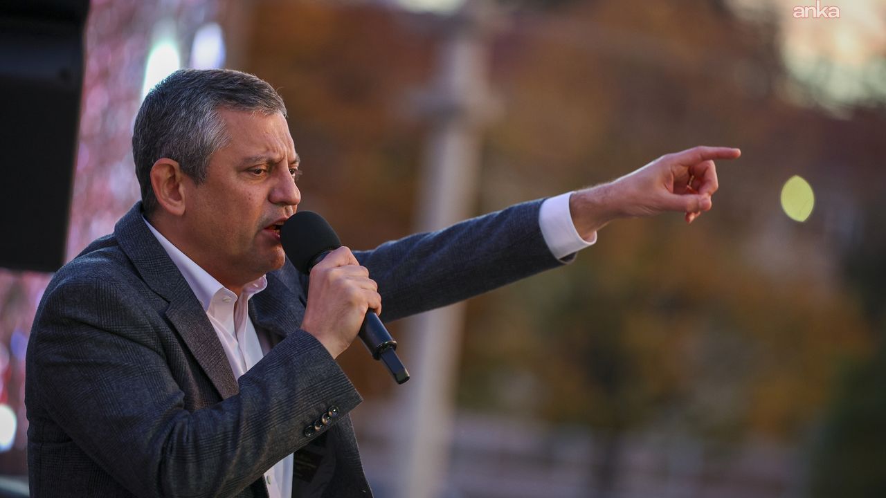 Özgür Özel'den casusluk iddialarına yanıt: Mustafa Kemal Atatürk’ün partisinden casus çıkmaz, hain çıkmaz