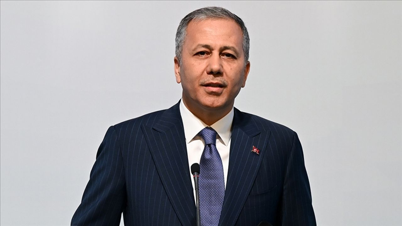 Bakan Yerlikaya canlı yayında yeni sistemi tanıttı!