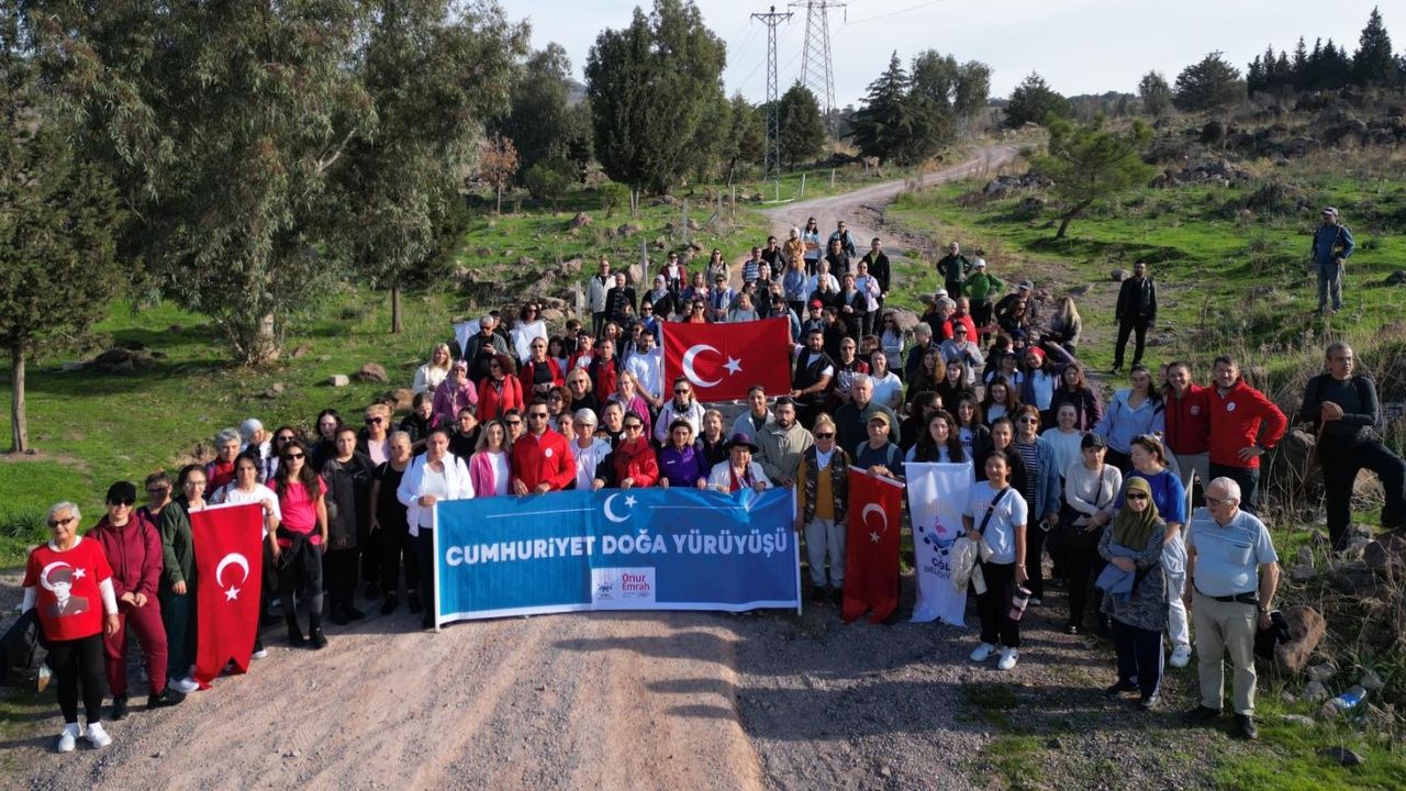 Çiğli’de Cumhuriyet coşkusu doğayla buluştu