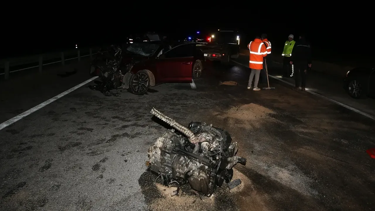 Polisten kaçan otomobil dehşet saçtı: 5 ölü