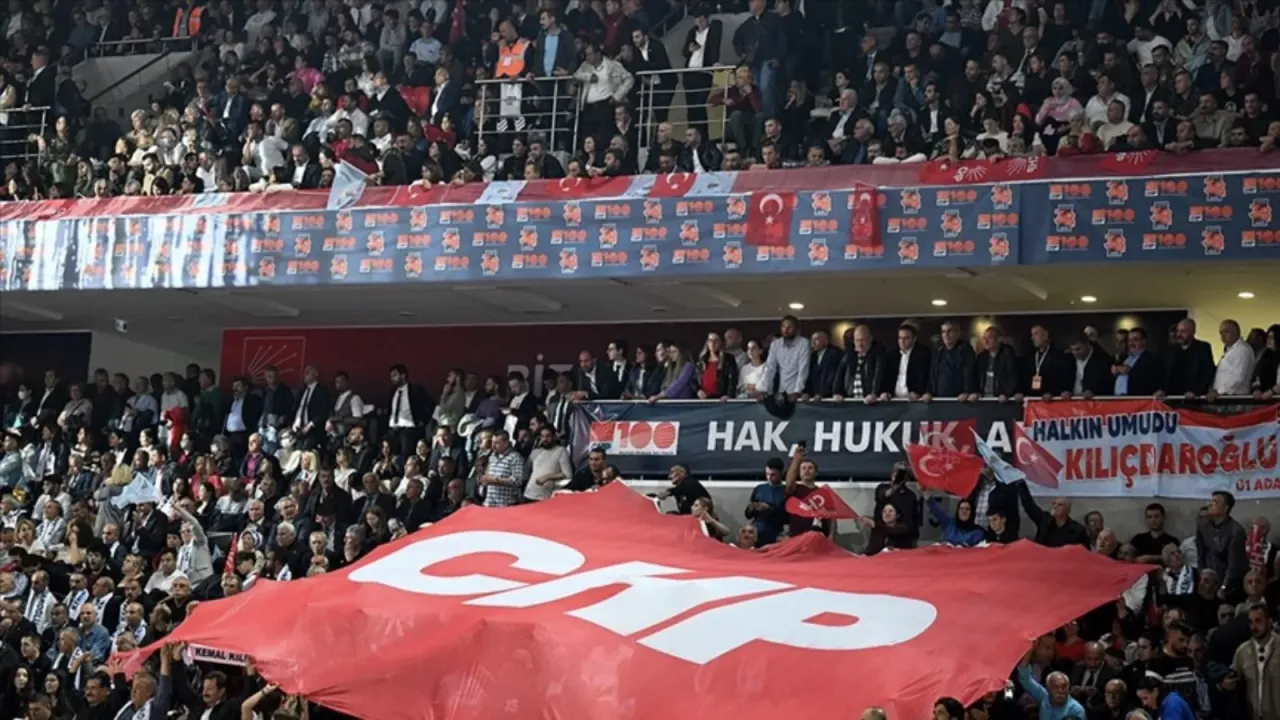 İzmir’de ‘mutlak butlan’ operasyonu… Gözaltılar var!