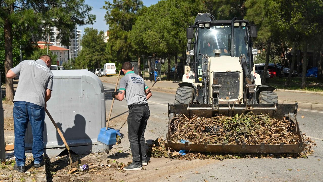 Bornova’da yangın ve çevre seferberliği: Yeşili korurken ris