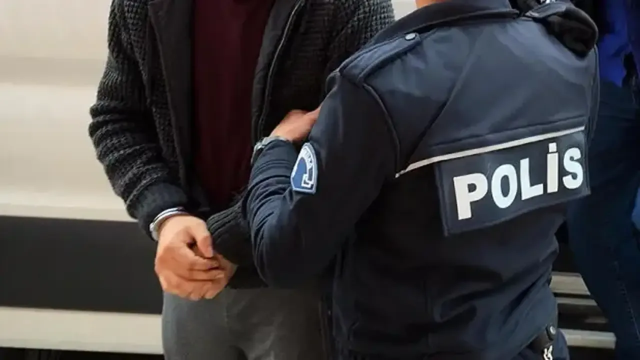 Kesinleşmiş hapis cezası bulunuyordu: Çatı katında yakalandı