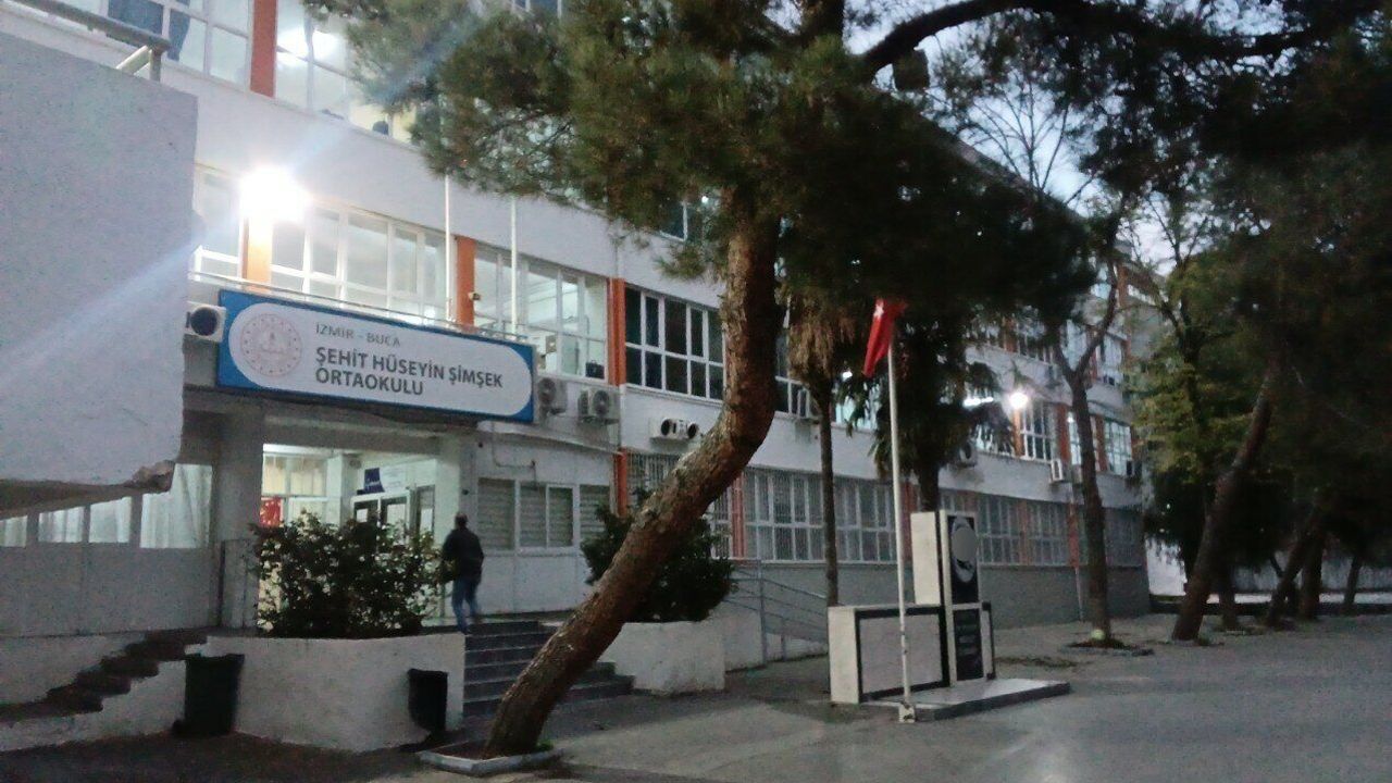Öğrenciler diken üstünde… Buca’da deprem riskli ok