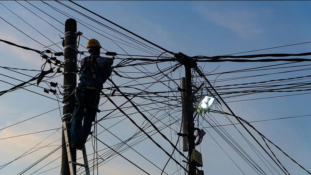 İzmir elektrik kesintisi (19 Ağustos 2026): Hangi ilçelerde, ne zaman elektrikler kesilecek? İşte güncel liste