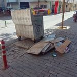 Karşıyaka’da yaz bitti, moloz sorunu bitmedi: Yurttaşlar çözüm bekliyor