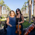 İzmir Enternasyonal Fuarı'nda 'şef sensin' heyecanı: Kızı keman çaldı, annesi yönetti